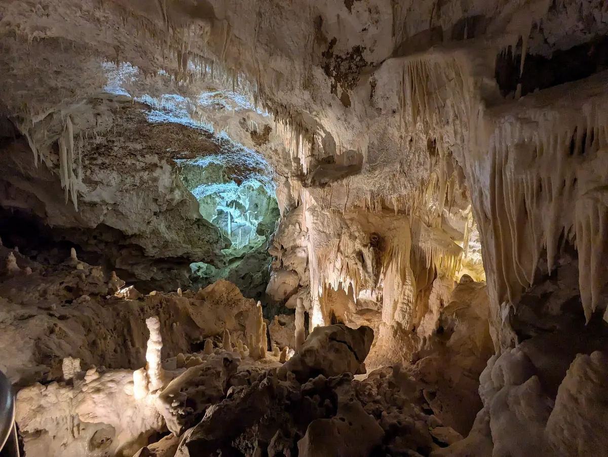 Concrezioni nelle Grotte di Frasassi